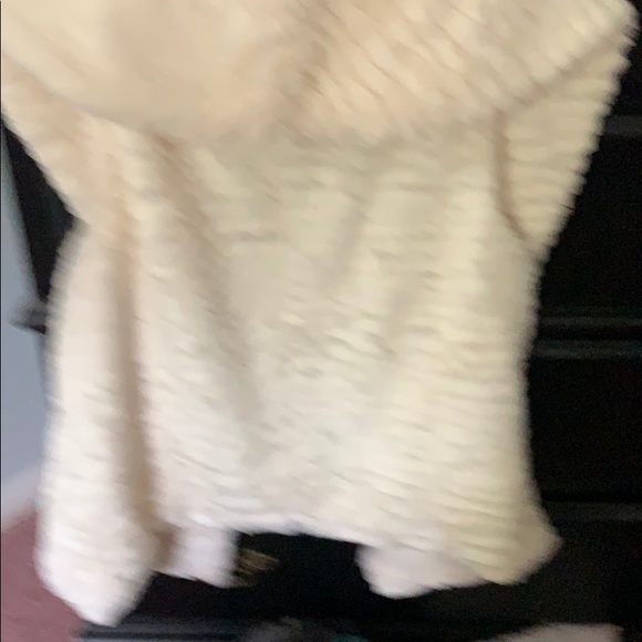 Vest - Picture 2 of 2